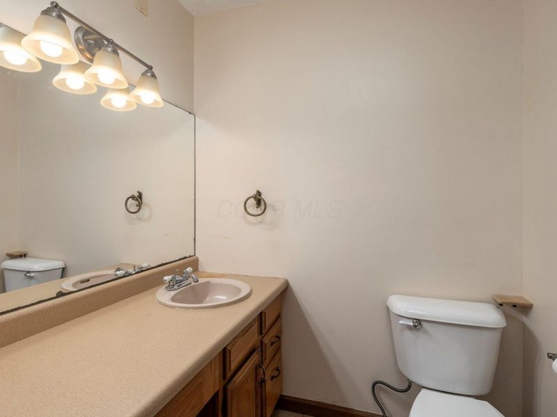 558 Damon Drive, Washington Court House, OH 43160 Photo 16