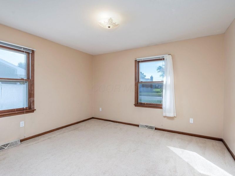 558 Damon Drive, Washington Court House, OH 43160 Photo 18