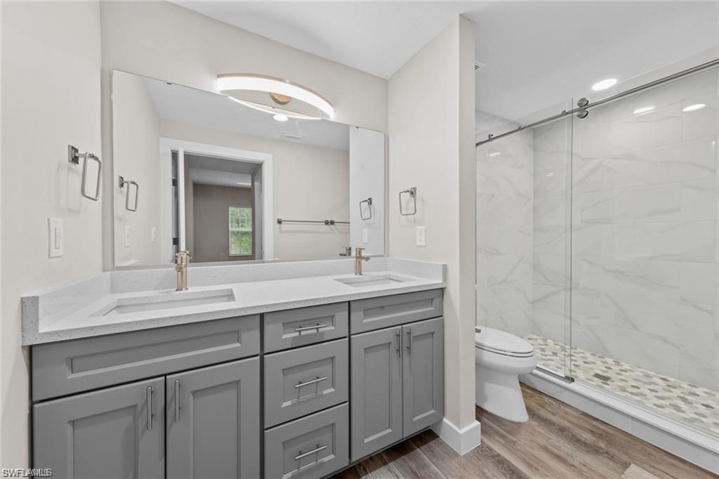 8423 Bernwood Cove Loop, Unit 405, Fort Myers, FL 33966 Photo