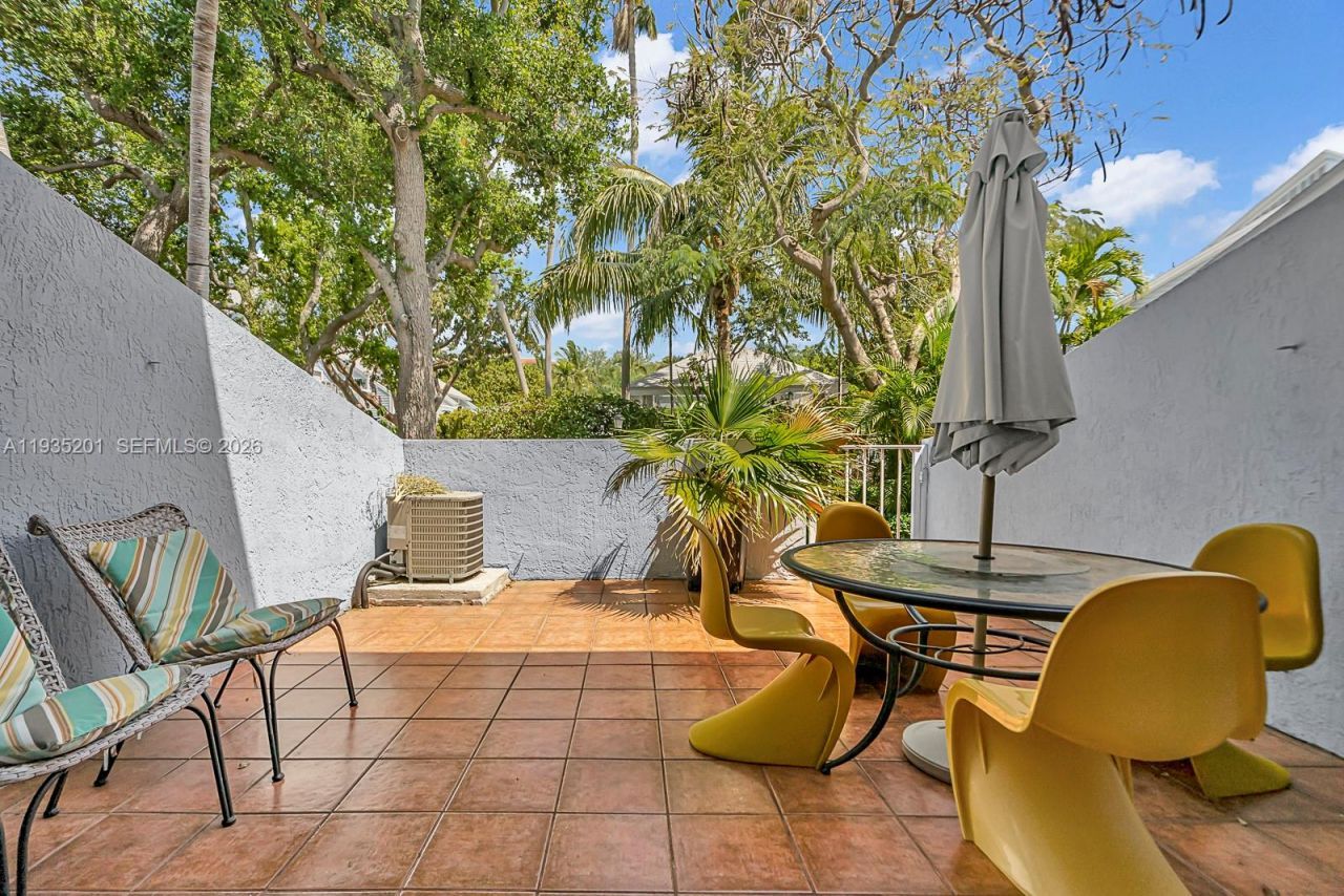 798 Crandon Blvd, Unit 16-C, Key Biscayne, FL 33149 Photo