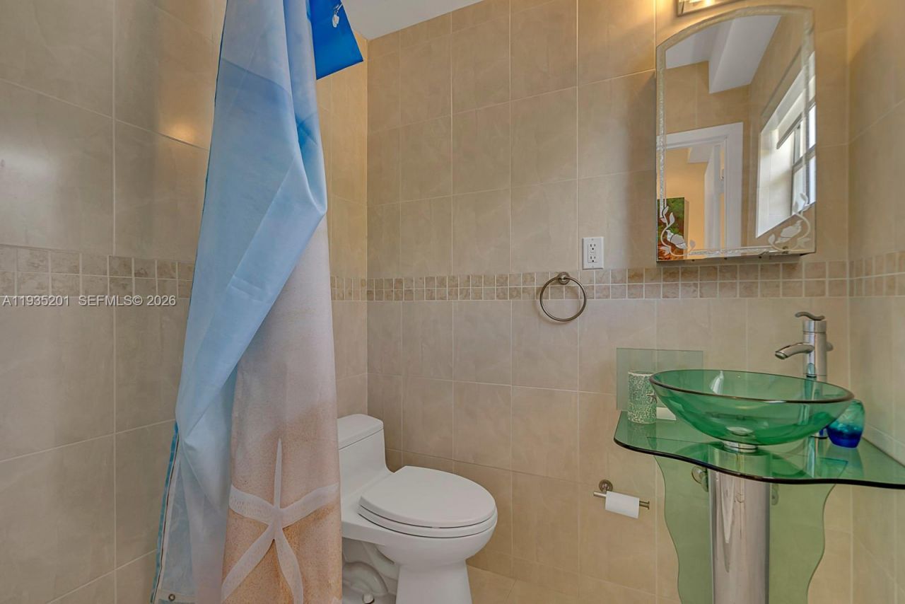 798 Crandon Blvd, Unit 16-C, Key Biscayne, FL 33149 Photo