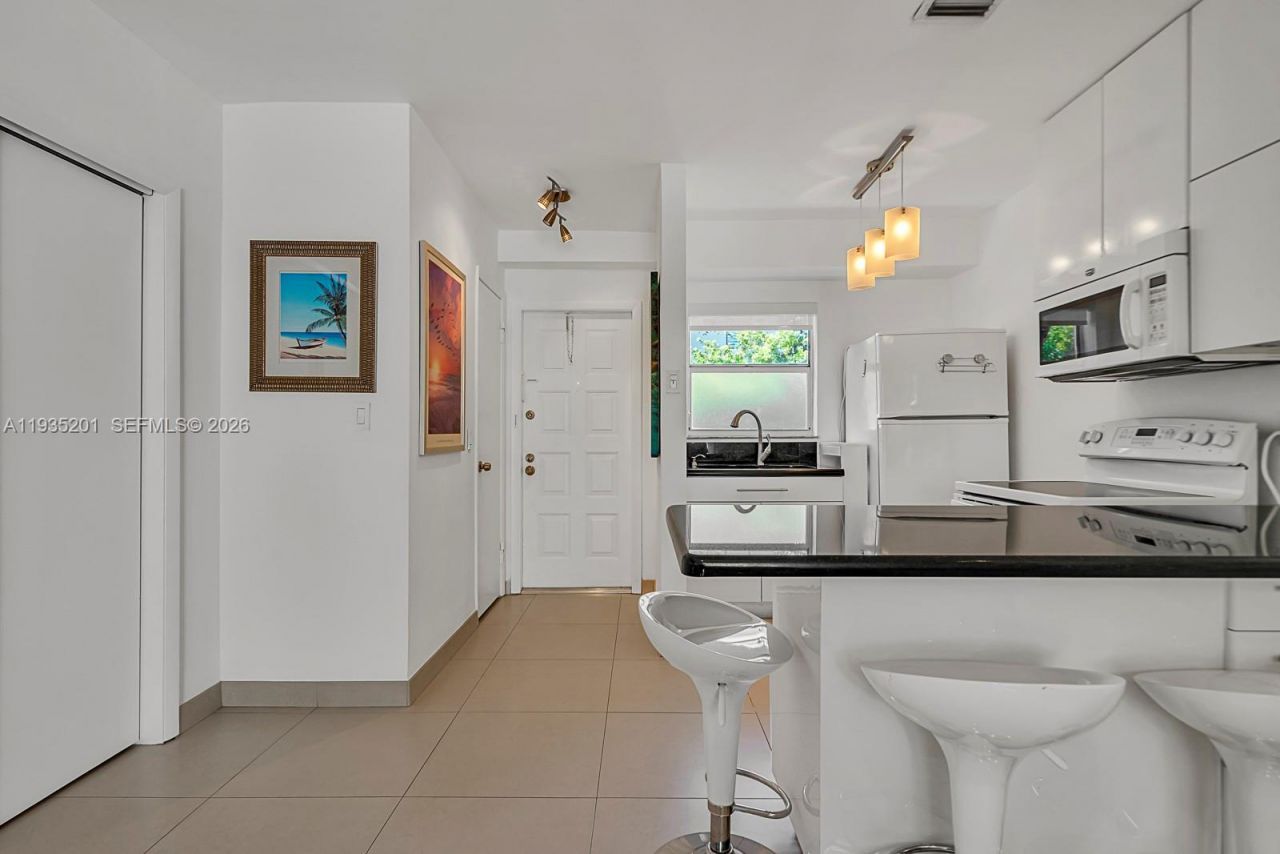 798 Crandon Blvd, Unit 16-C, Key Biscayne, FL 33149 Photo