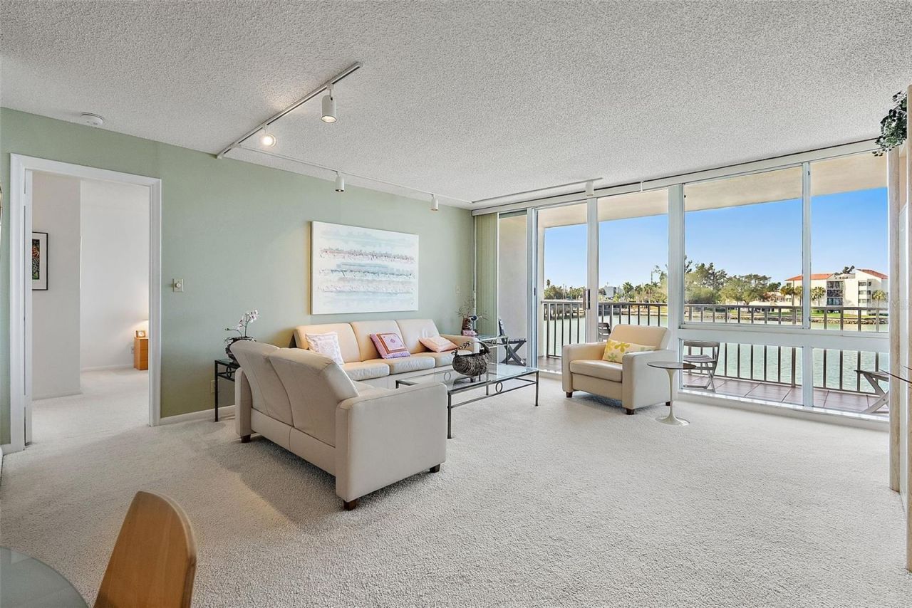 5281 Isla Key Boulevard S, Unit 207, Saint Petersburg, FL 33715 Photo