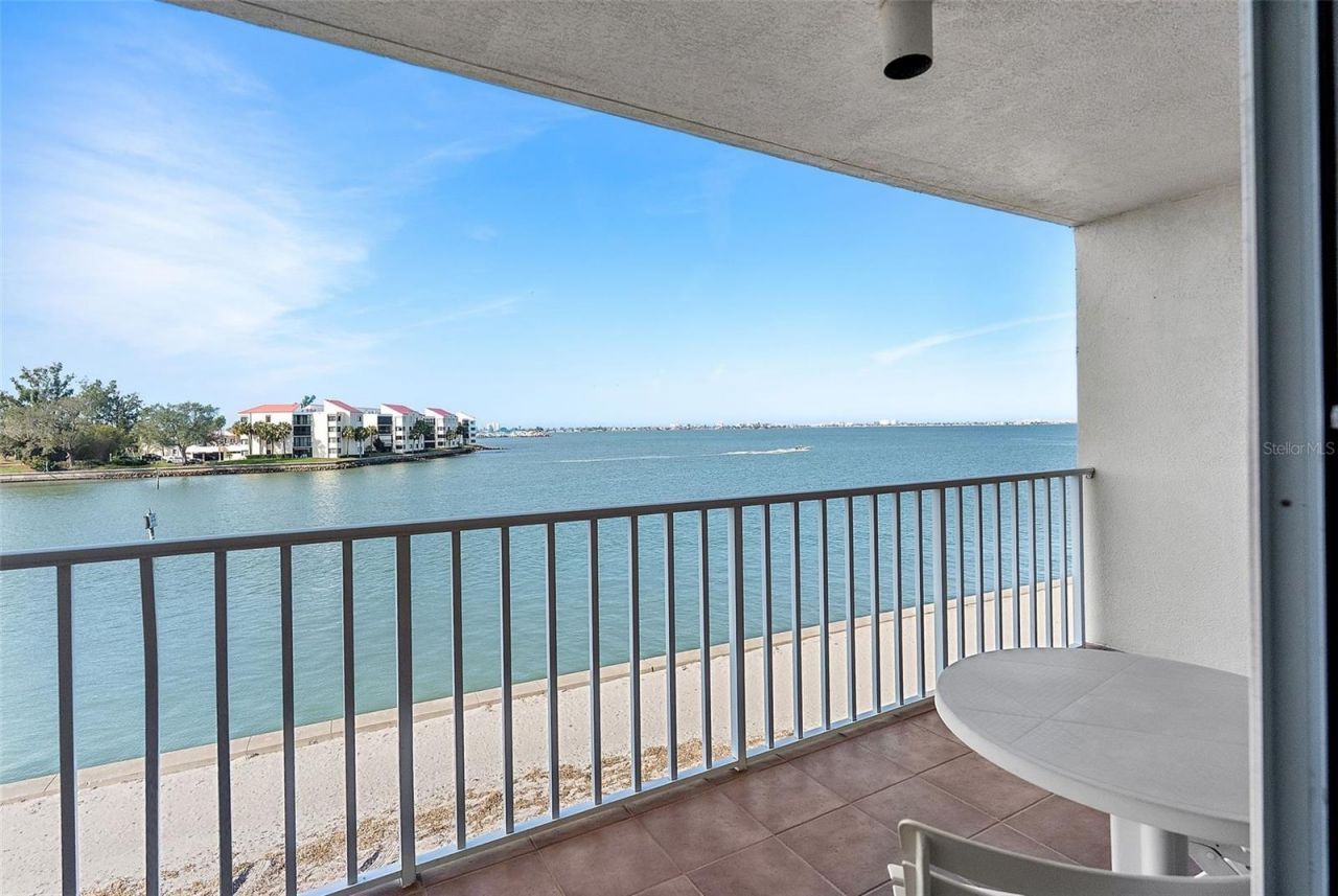 5281 Isla Key Boulevard S, Unit 207, Saint Petersburg, FL 33715 Photo