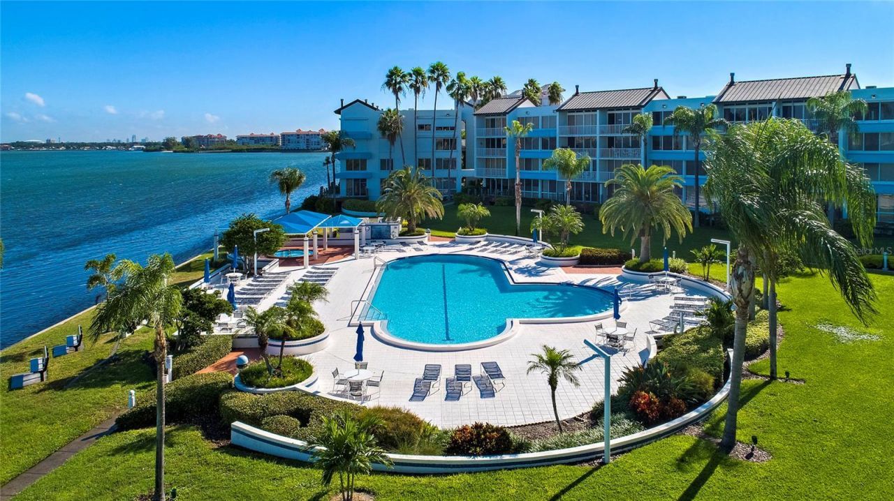 5281 Isla Key Boulevard S, Unit 207, Saint Petersburg, FL 33715 Photo