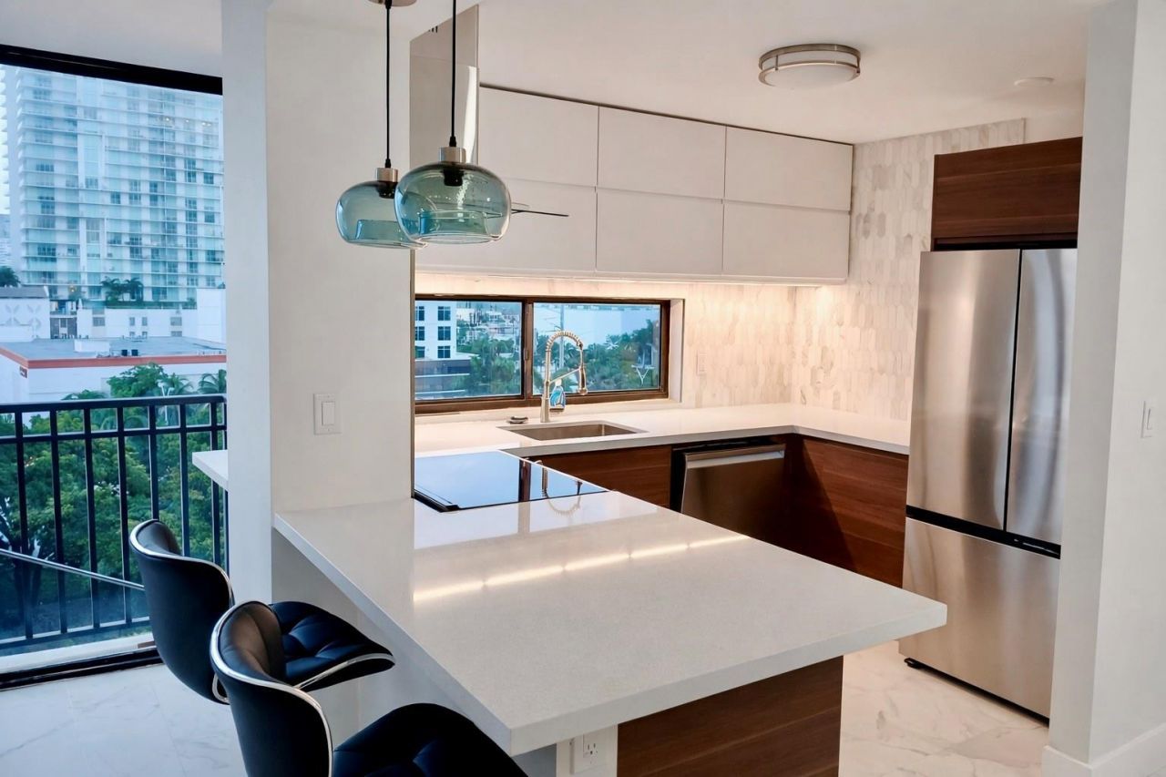 16919 N Bay Road, Unit 911, Sunny Isles Beach, FL 33160 Photo