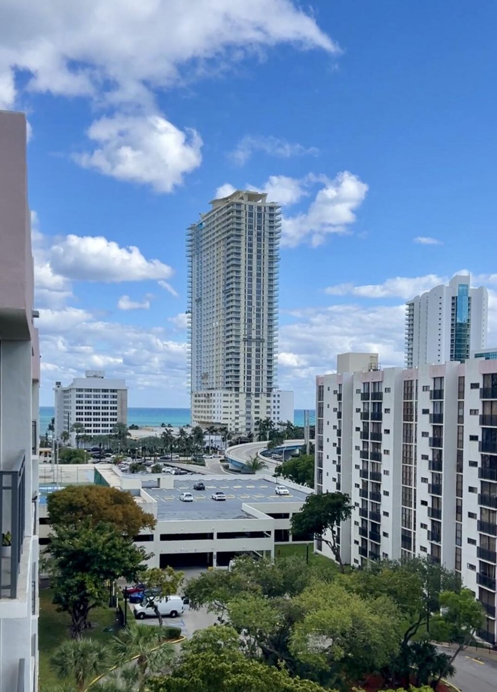 16919 N Bay Road, Unit 911, Sunny Isles Beach, FL 33160 Photo