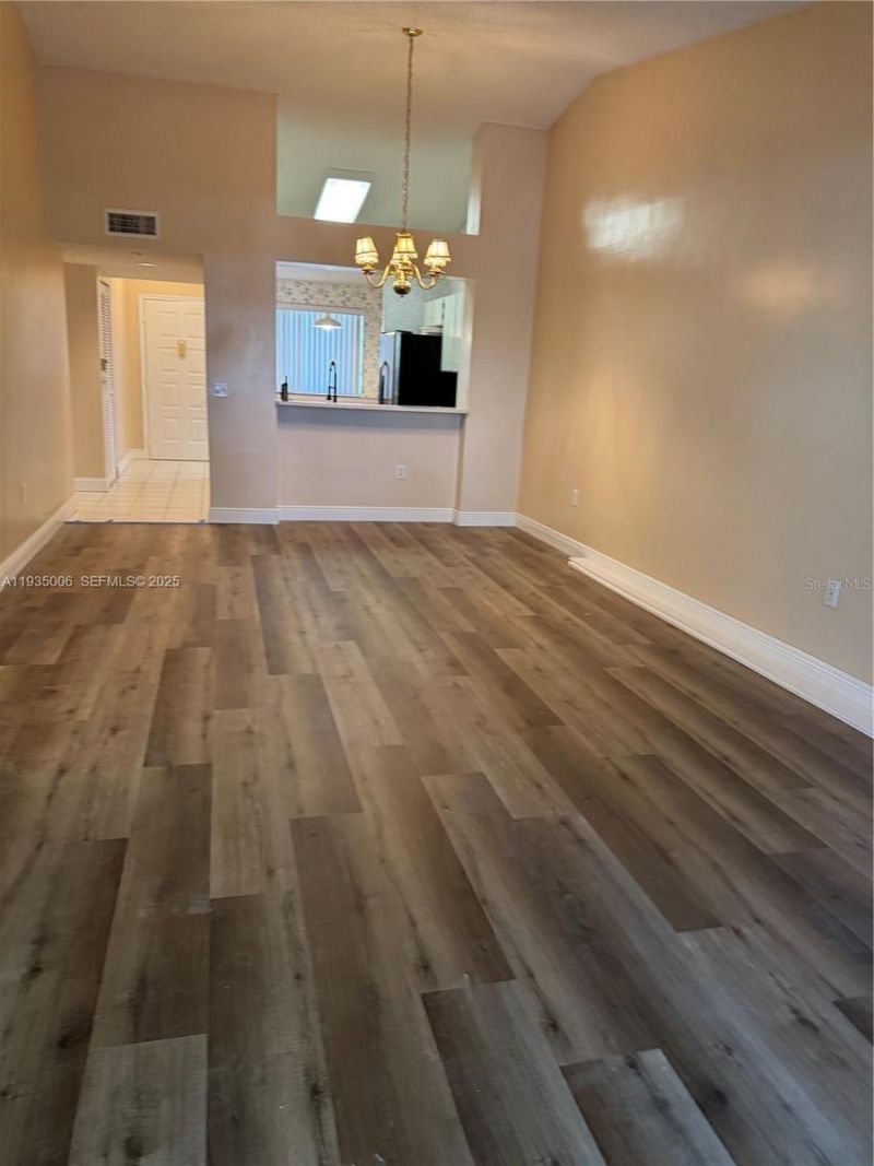 7557 Trent Dr , Unit 213, Tamarac, FL 33321 Photo