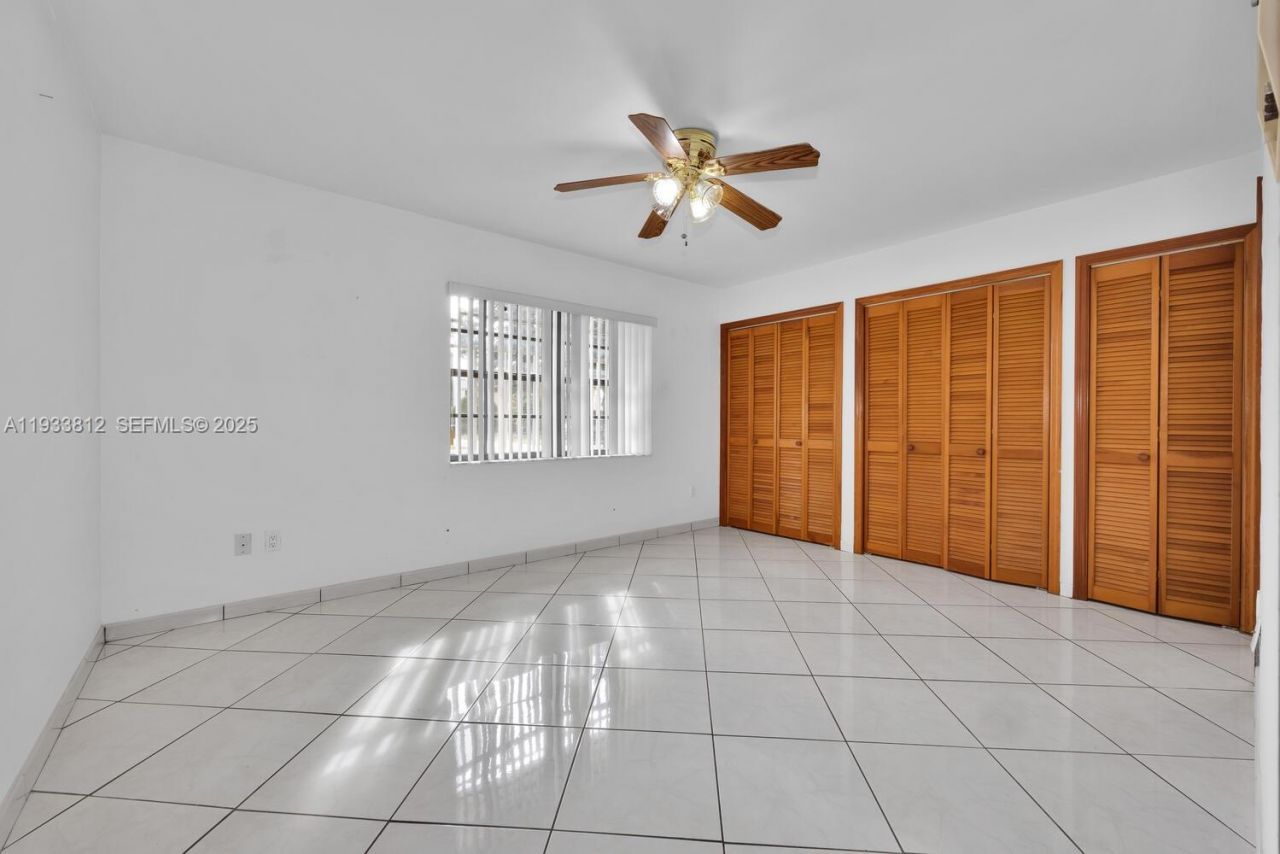 165 W 50th St, Hialeah, FL 33012 Photo
