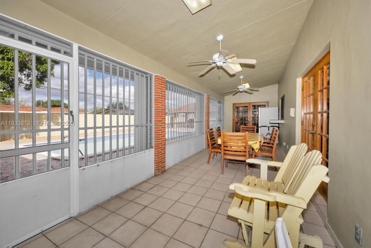 165 W 50th St, Hialeah, FL 33012 Photo