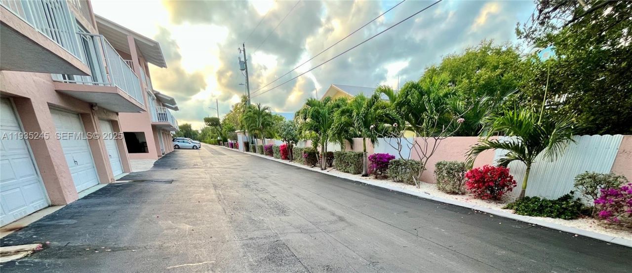1501 Ocean Bay Dr , Unit B7, Key Largo, FL 33037 Photo