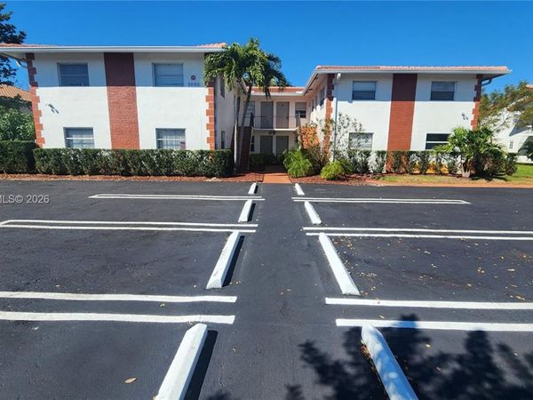 3090 Coral Springs Dr, Unit 6, Coral Springs, FL 33065