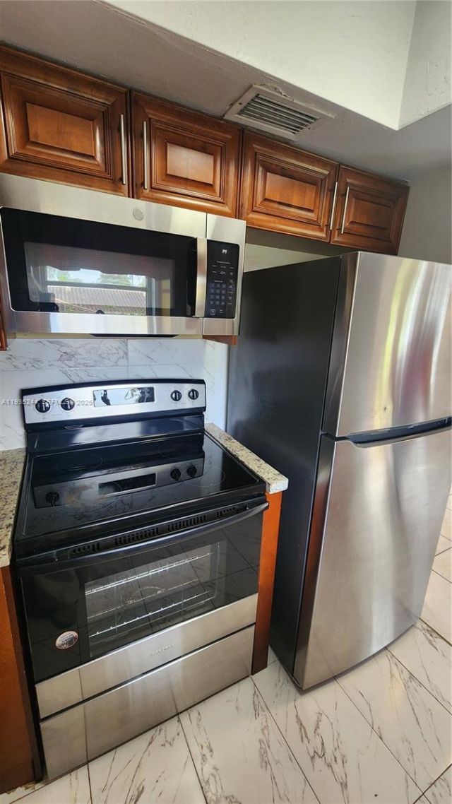 3090 Coral Springs Dr, Unit 6, Coral Springs, FL 33065 Photo