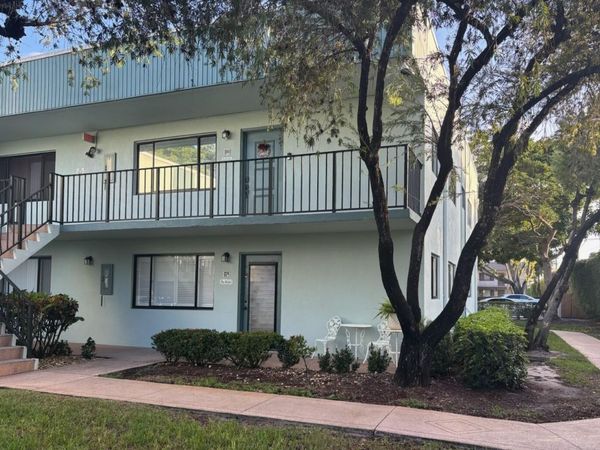 15072 Ashland Place, Unit 124, Delray Beach, FL 33484
