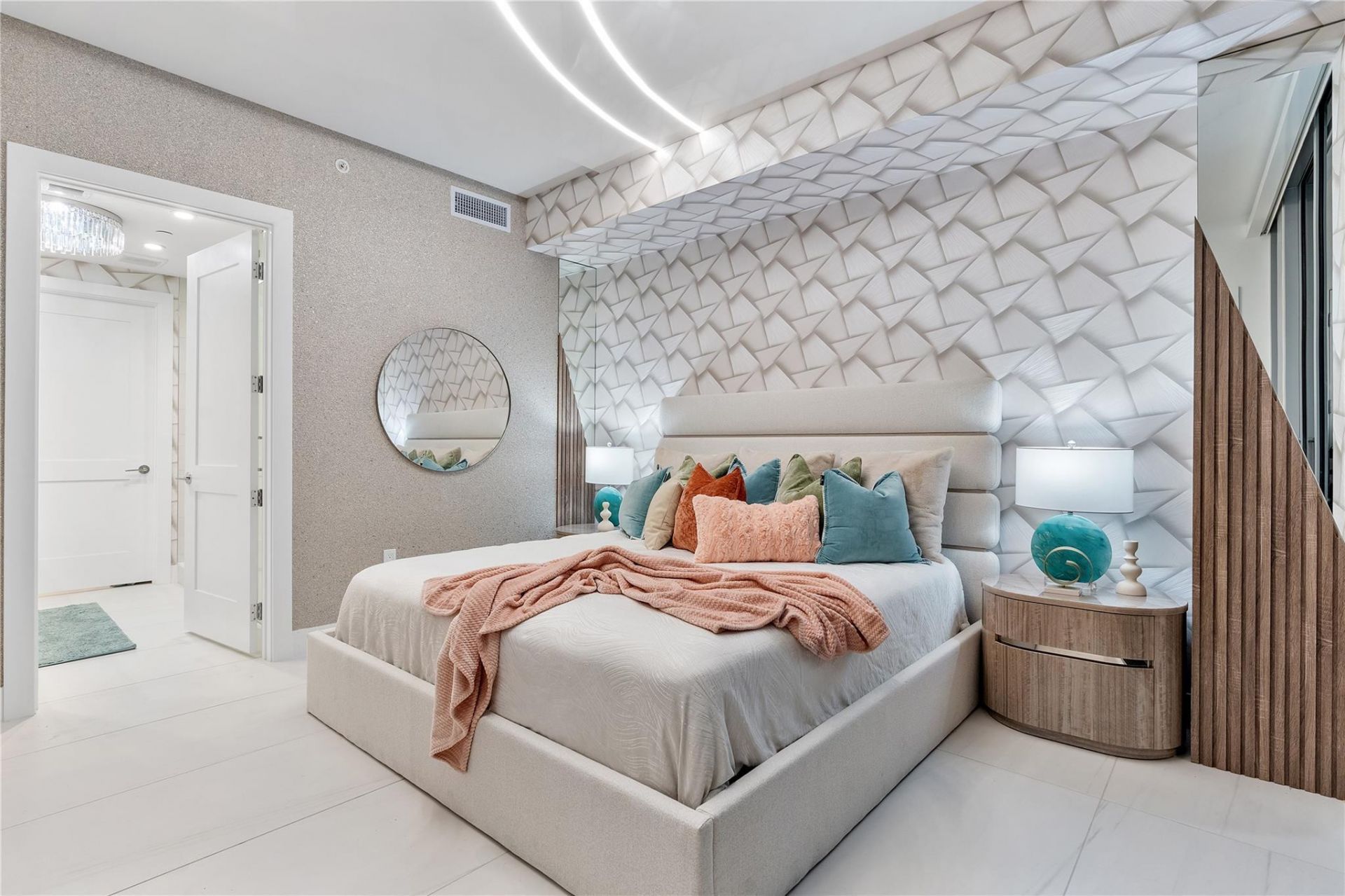 151 N Seabreeze Boulevard, Unit 1403, Fort Lauderdale, FL 33304 Photo