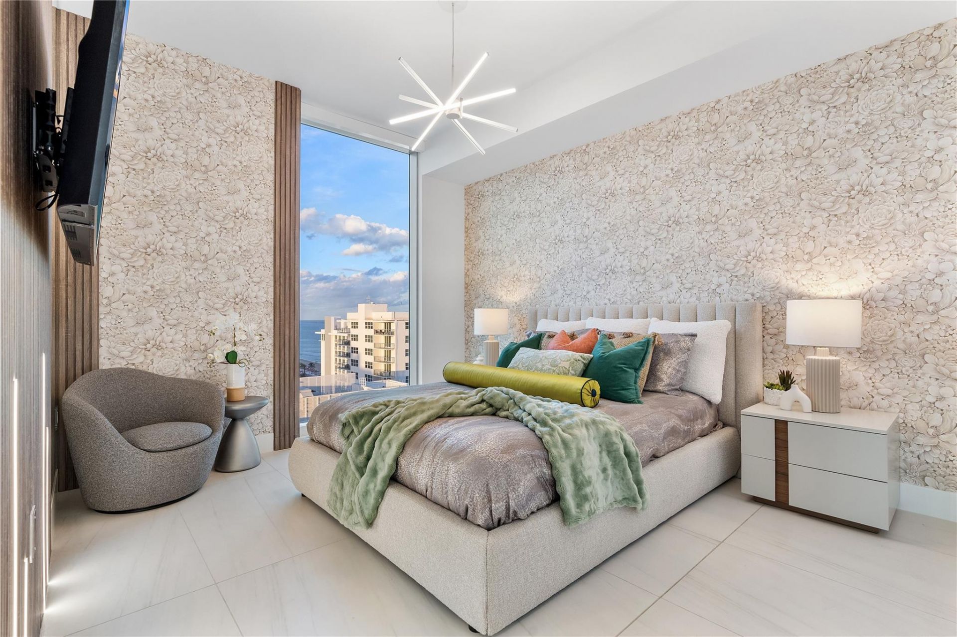 151 N Seabreeze Boulevard, Unit 1403, Fort Lauderdale, FL 33304 Photo