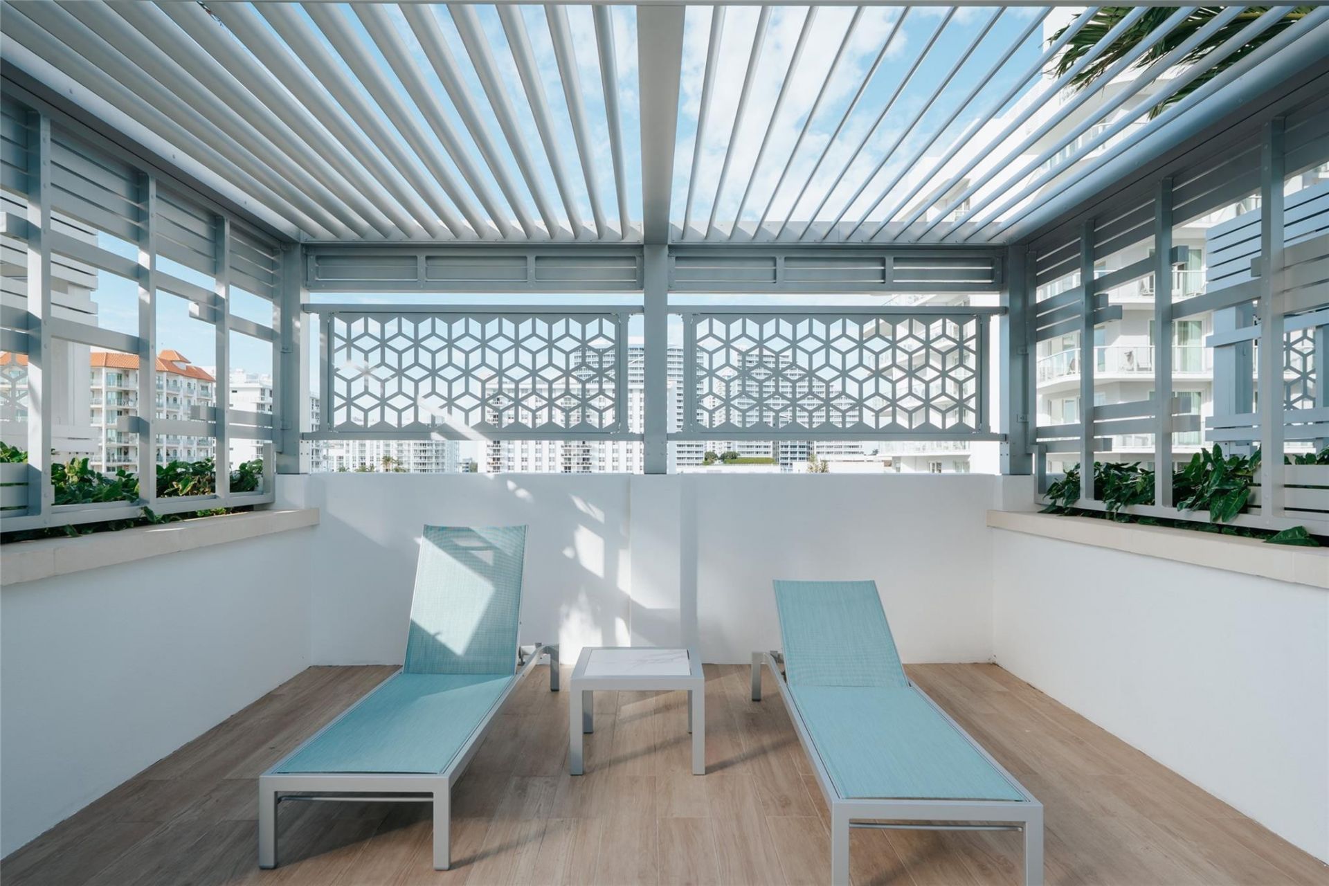 151 N Seabreeze Boulevard, Unit 1403, Fort Lauderdale, FL 33304 Photo