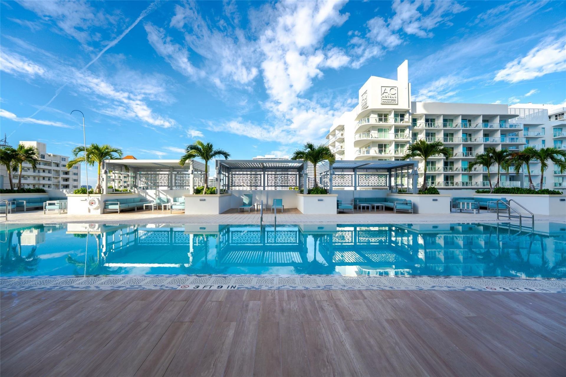 151 N Seabreeze Boulevard, Unit 1403, Fort Lauderdale, FL 33304 Photo