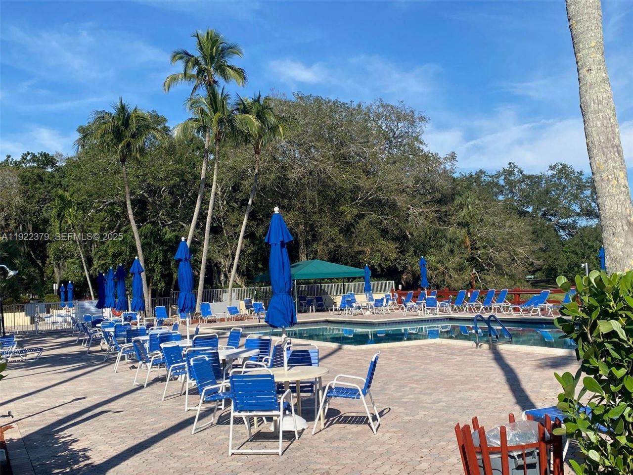 9420 Poinciana Pl , Unit 214, Davie, FL 33324 Photo