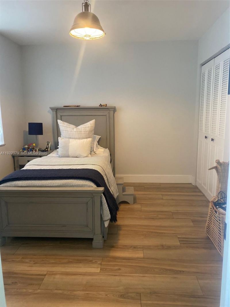 9420 Poinciana Pl , Unit 214, Davie, FL 33324 Photo