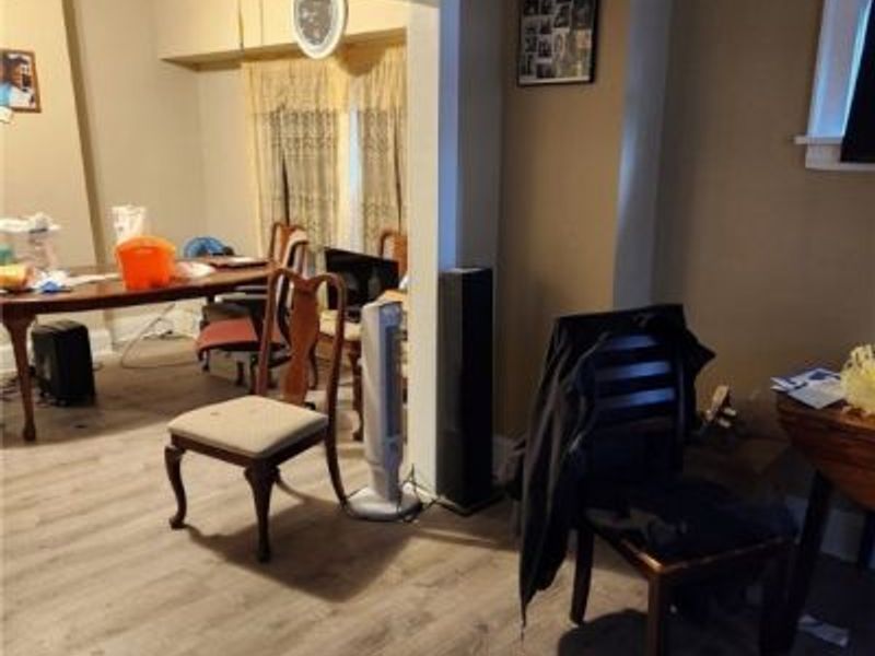 10006 Lamontier Avenue, Cleveland, OH 44104 Photo 4