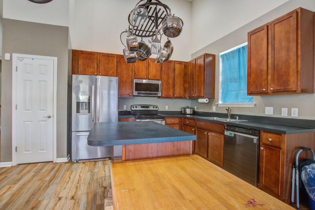 2995 Pocasset Circle Photo 14