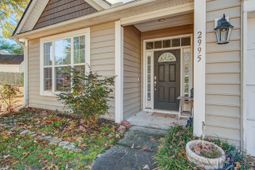 2995 Pocasset Circle photo 4