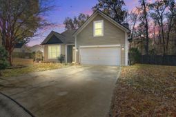 2995 Pocasset Circle photo 4