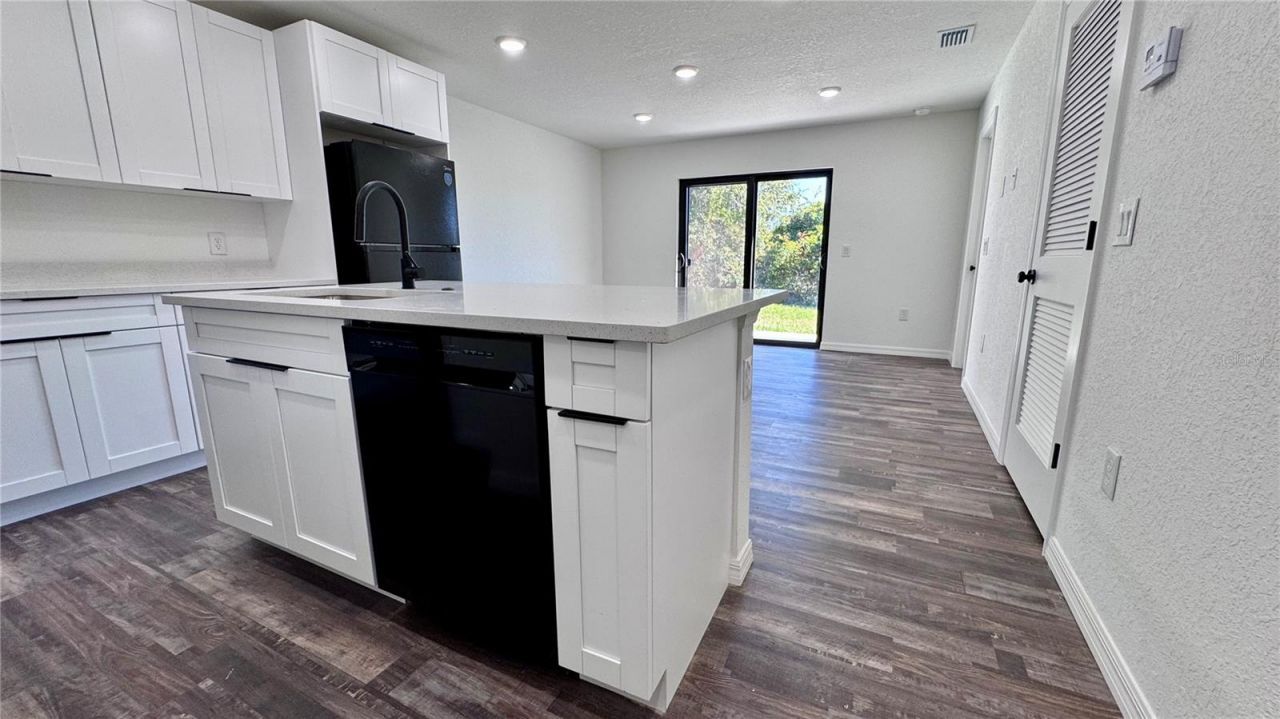 27067 Washington Street, Punta Gorda, FL 33983 Photo