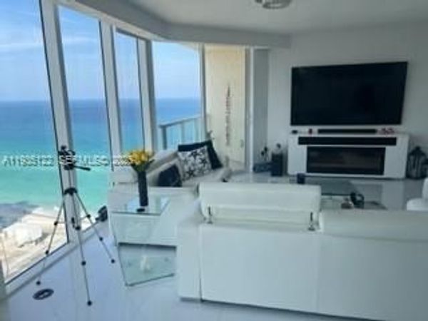 16699 Collins Ave , Unit 2507, Sunny Isles Beach, FL 33160