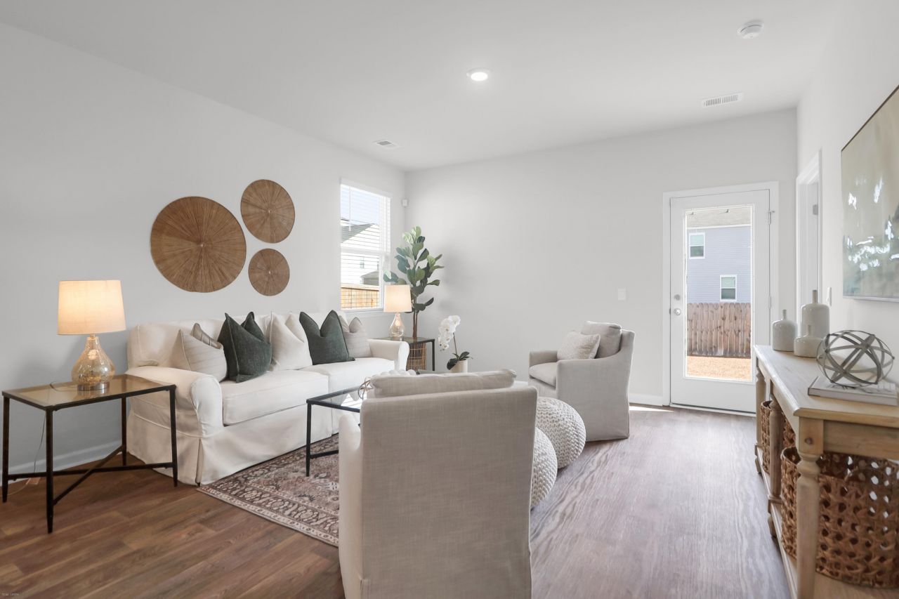 318 Feldspar Lane Photo 2