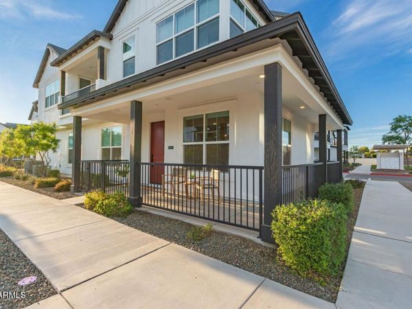 11300 N CASA DEGA Drive, Unit 1042, Surprise, AZ 85388