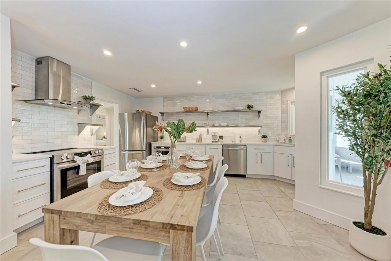 57 N Shore Drive, Anna Maria, FL 34216 Photo