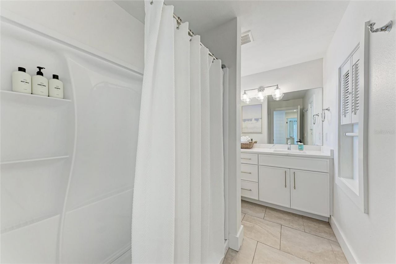 57 N Shore Drive, Anna Maria, FL 34216 Photo