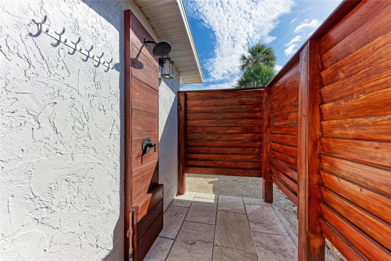 57 N Shore Drive, Anna Maria, FL 34216 Photo