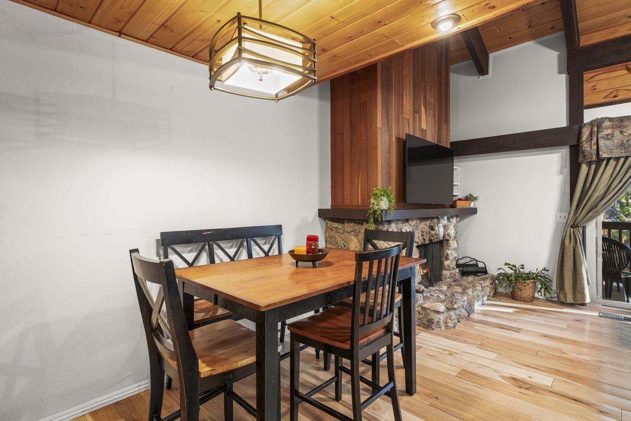 2755 North Lake Boulevard, Tahoe City, CA 96145 Photo