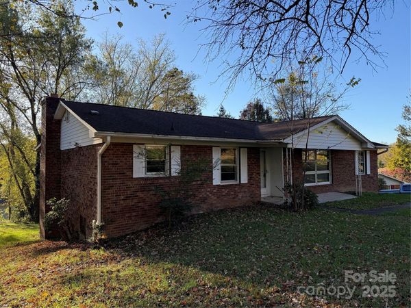 68 Sun Valley Drive, Alexander, NC 28701