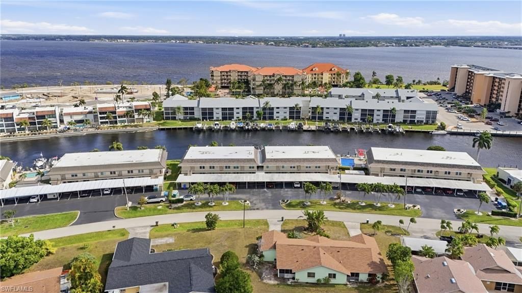 4229 SE 19th Pl , Unit 2B, Cape Coral, FL 33904 Photo