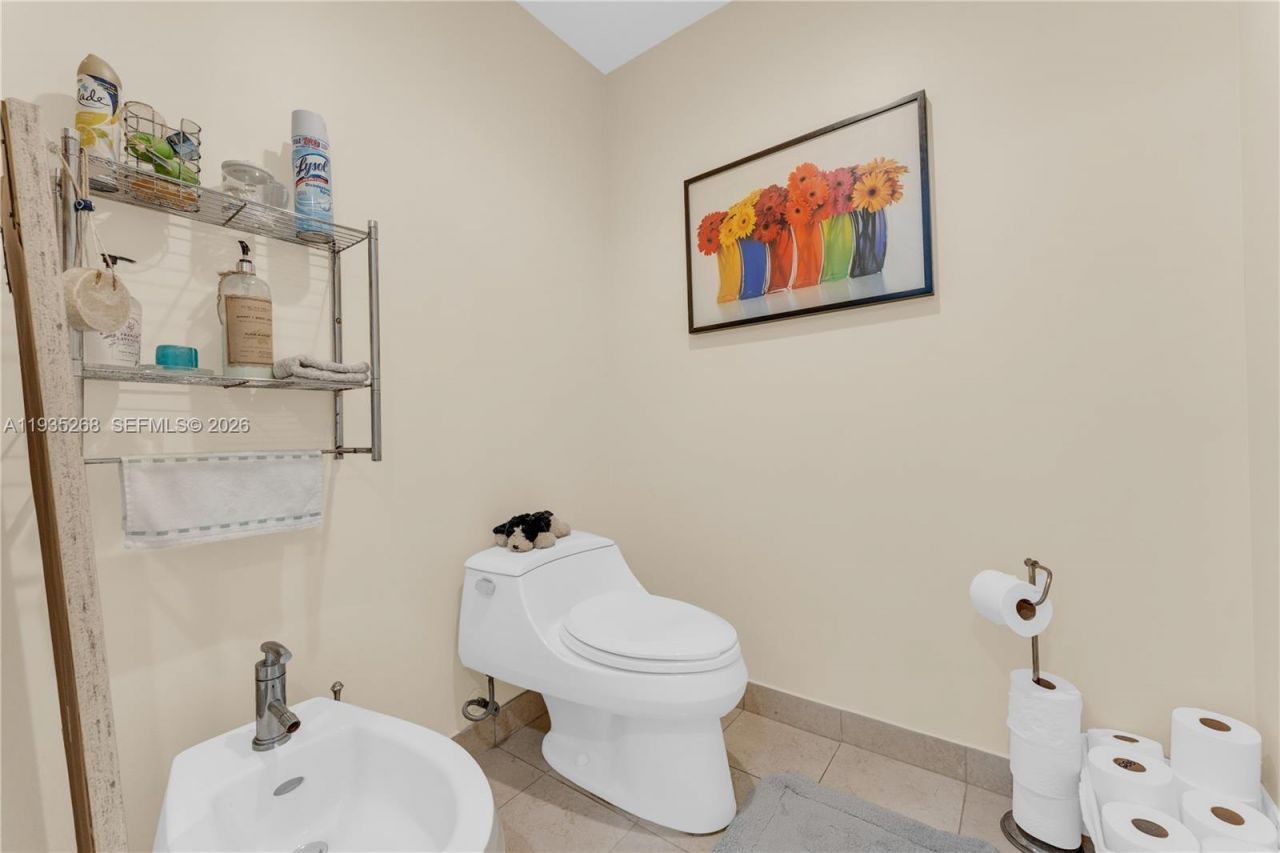 3101 S Ocean Dr, Unit 606, Hollywood, FL 33019 Photo