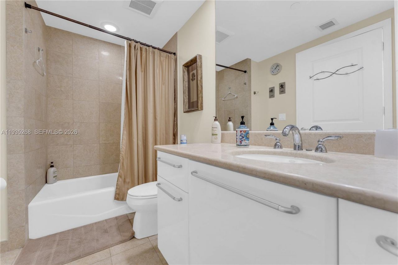 3101 S Ocean Dr, Unit 606, Hollywood, FL 33019 Photo