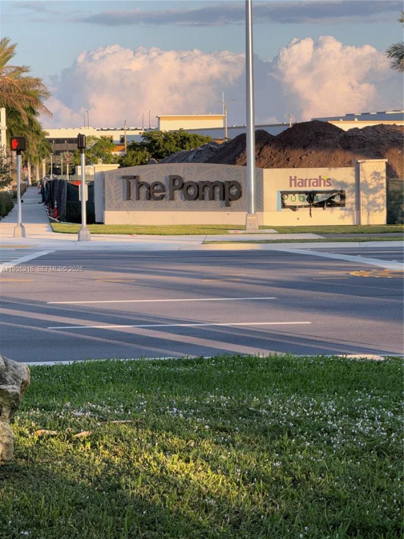 3250 N Palm Aire Dr, Unit 508, Pompano Beach, FL 33069 Photo