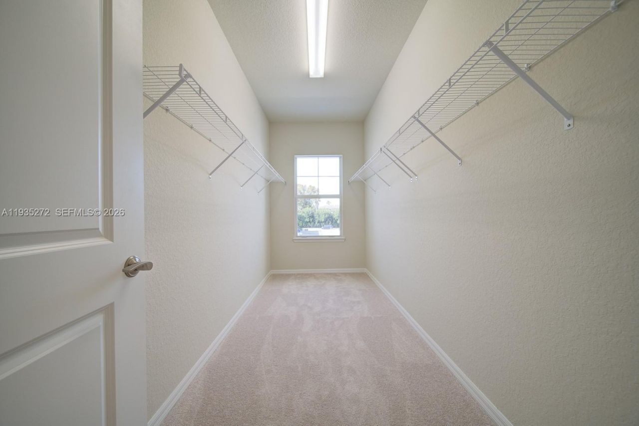 1023 Eucalyptus Dr, Hollywood, FL 33021 Photo