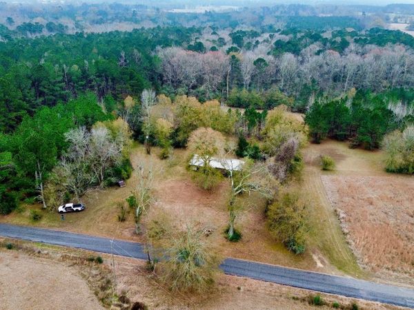 399 James Boyakin Barnett Road, Magee, MS 39111