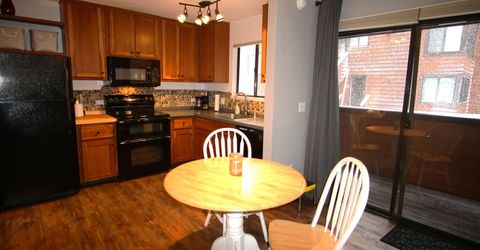 11723 Snowpeak Way, Truckee, CA 96161 Photo