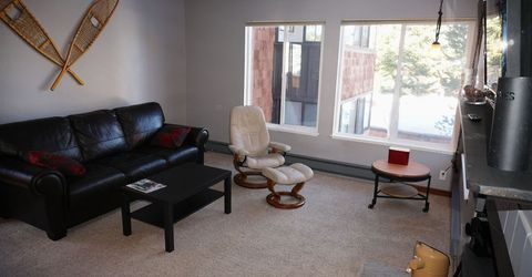 11723 Snowpeak Way, Truckee, CA 96161 Photo