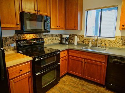 11723 Snowpeak Way, Truckee, CA 96161 Photo