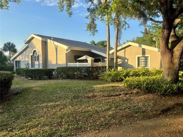 5531 HAMPSTEAD HEATH, Unit 44, SARASOTA, FL 34235