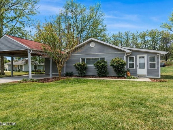 352 Lakeview Drive, Crossville, TN 38558