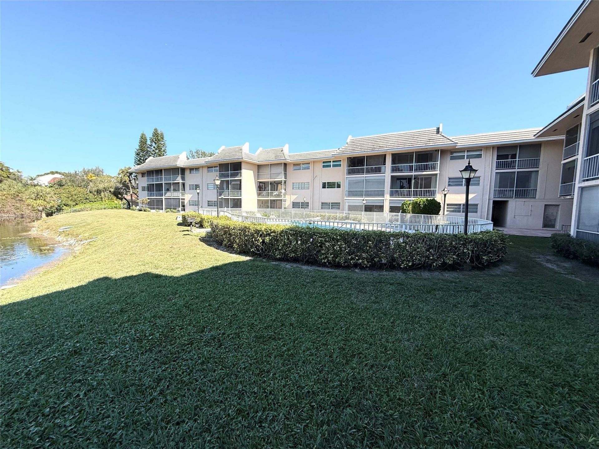 2850 Forest Hills Boulevard, Unit 214, Coral Springs, FL 33065 Photo