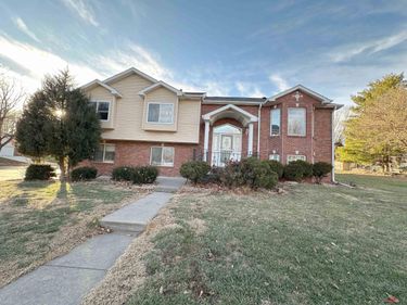 2620 Jacquelyn Drive, Lincoln, NE 68512